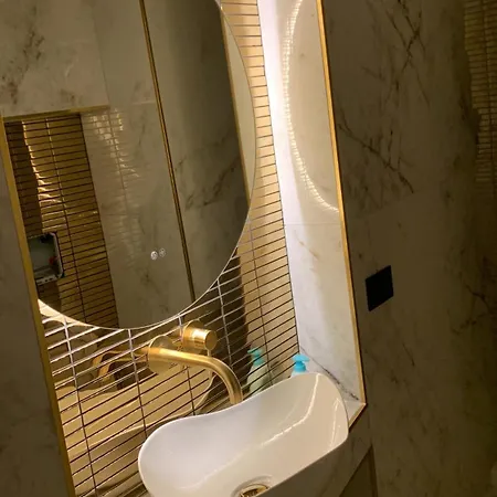 Ai Chiavettieri